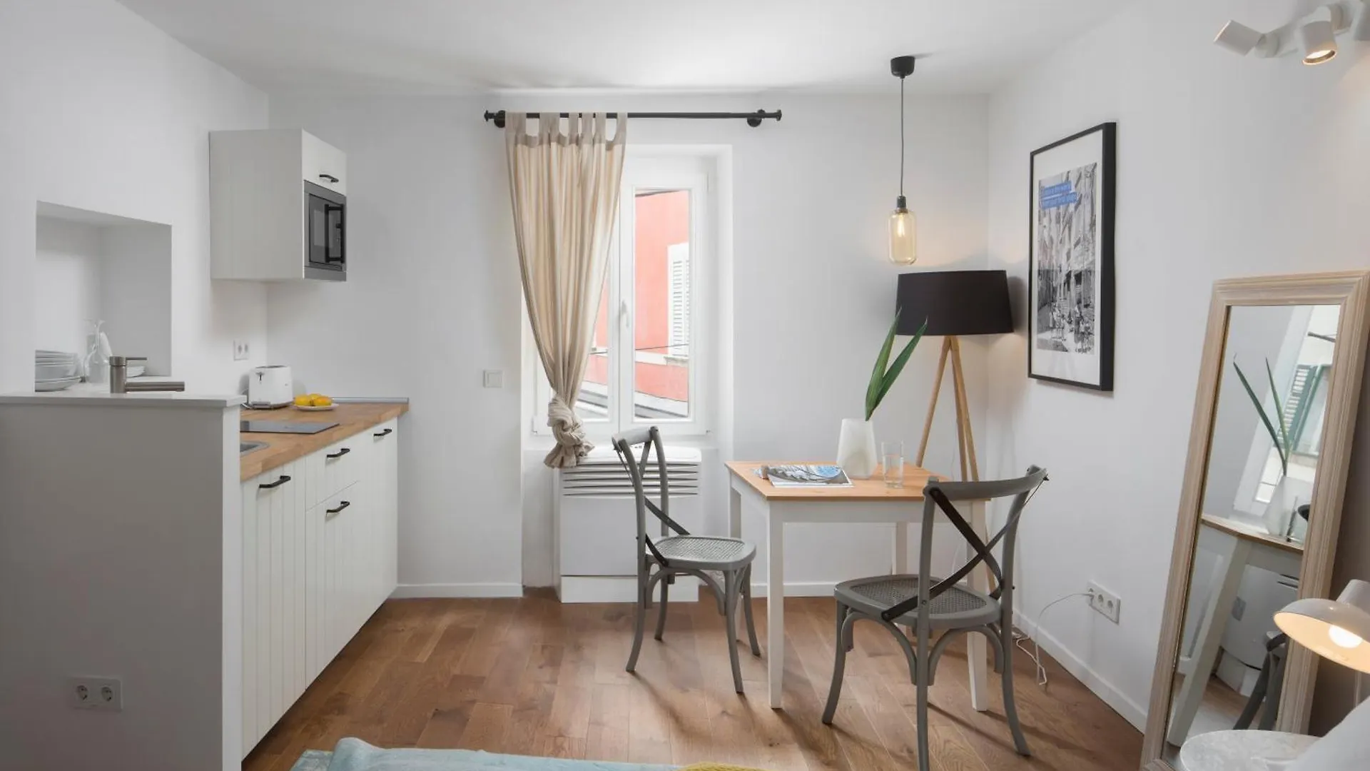 Historic Alley Studio By Irundo Rovinj Apartament